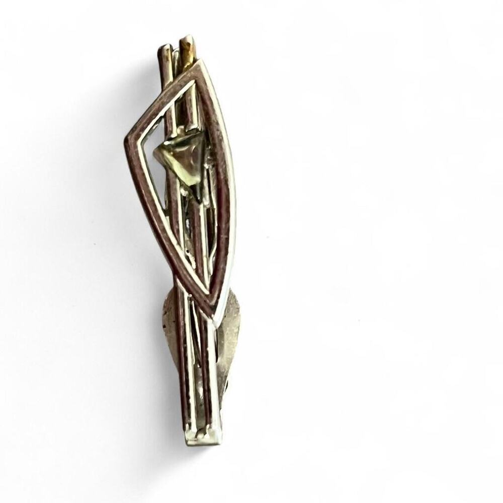Silver tie clip with a